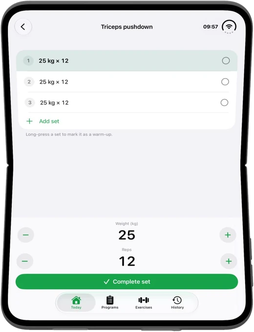 An exercise on unfolded iPhone Duo: sets with weight and reps and the set editor