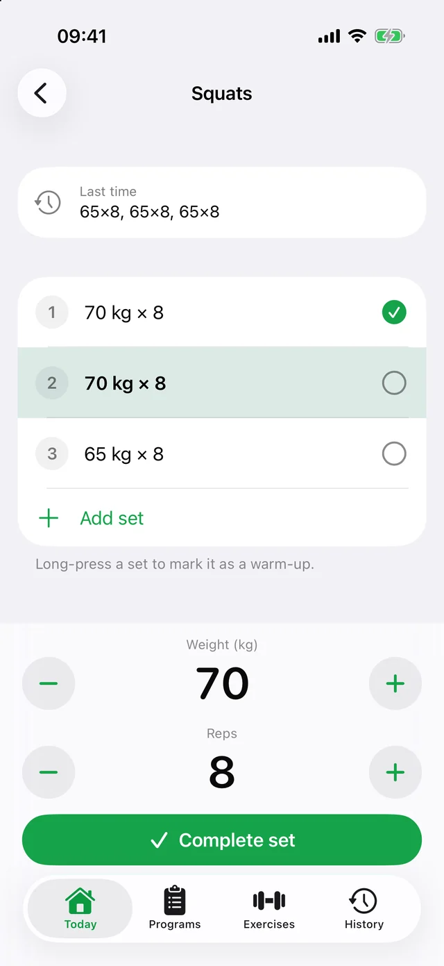 Exercise screen: sets with weight and reps, last time shown on top
